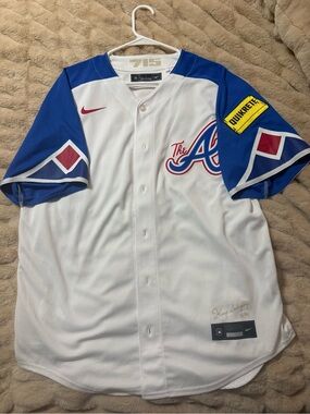 Nike White and Royal Blue Atlanta Braves Jersey with Red Accents